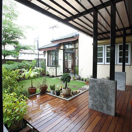 Mon Lodge & Yoga Donmueang Banguecoque Exterior foto