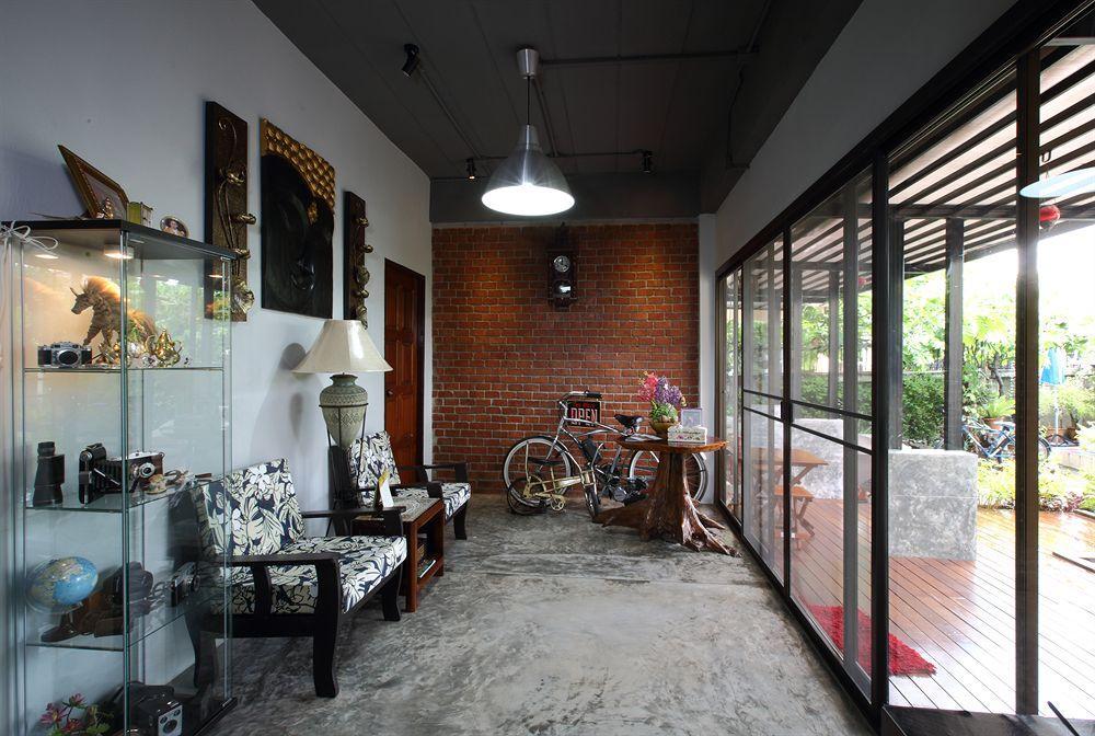 Mon Lodge & Yoga Donmueang Banguecoque Exterior foto