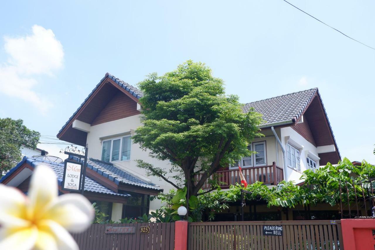 Mon Lodge & Yoga Donmueang Banguecoque Exterior foto
